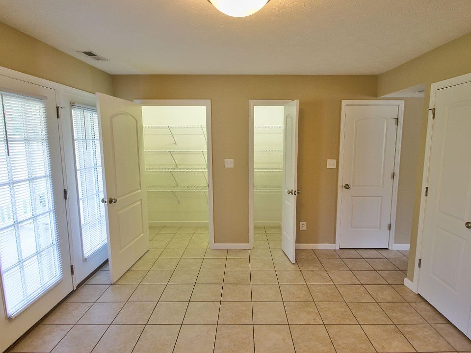 2nd image of 2777 E Bressingham Way