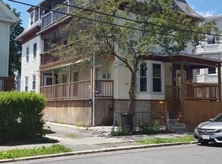 28 Brimblecom St, Lynn, MA 01902