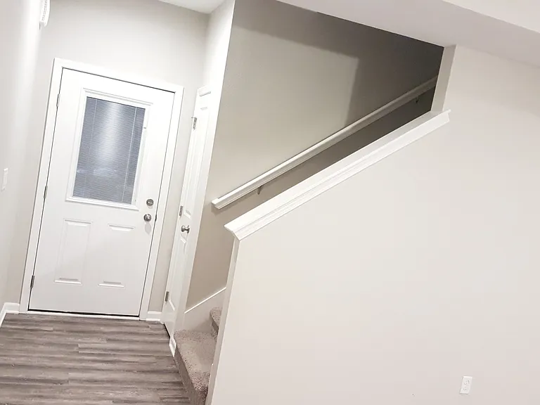 931 SE 10th Ln — Photo 11
