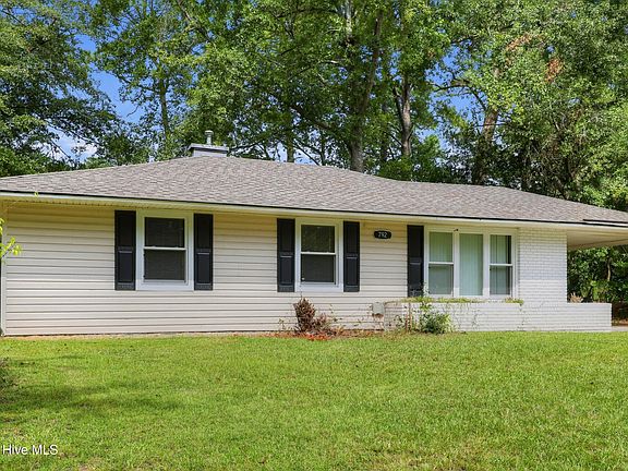3rd image of 792 Sommer Street NE