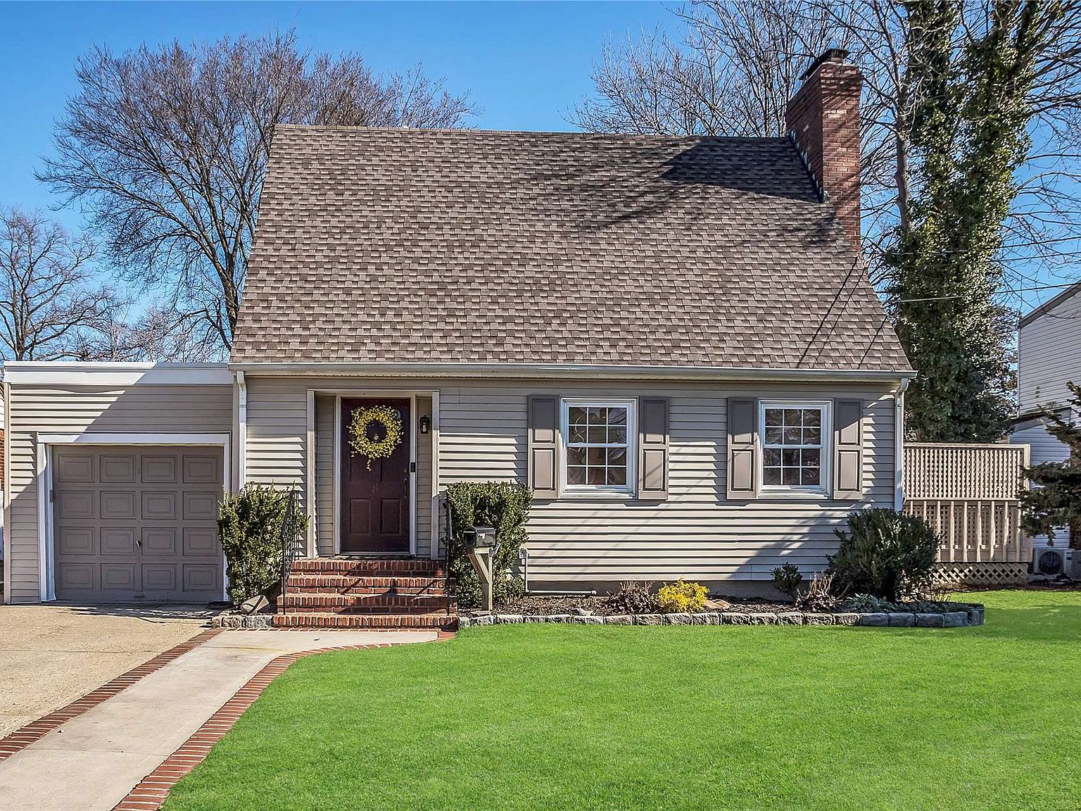 11 ster Street, Lynbrook, NY 11563 Zillow