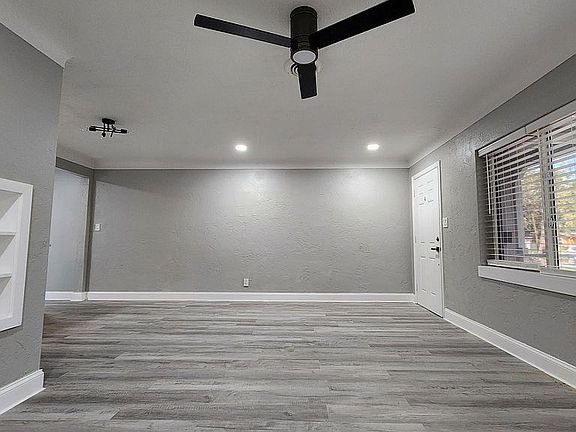 Check out that ceiling fan!