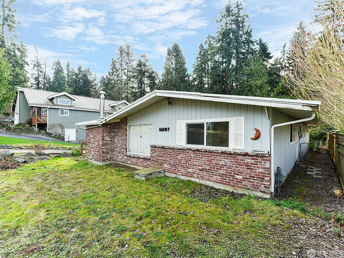 Building Photo - 16107 81st Pl NE