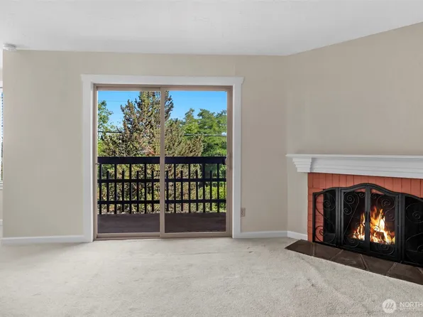 3503 S 160th Street #B1, SeaTac, WA 98188