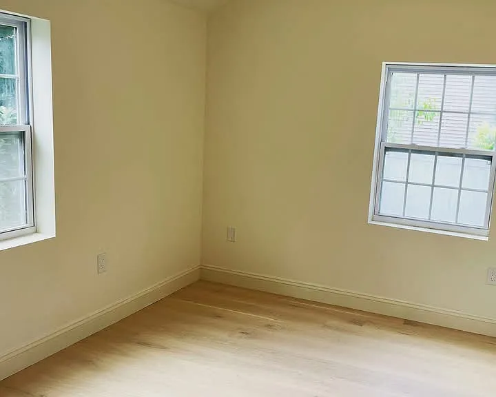 3B Crescent St — Photo 2