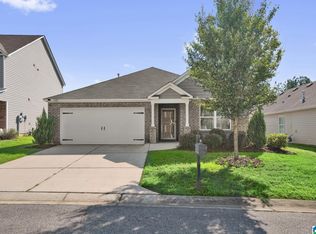 4690 Woodford Cir, Bessemer, AL 35022