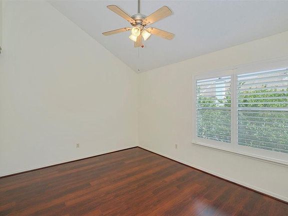 4th image of 2910 Grants Lake Blvd