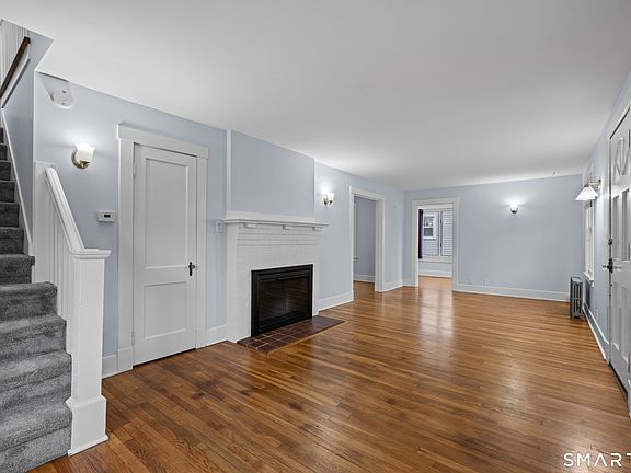 5th image of 556 Ocean Avenue
