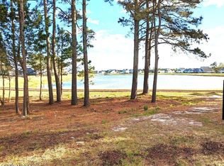 403 Pearl Button Way, Holly Ridge, NC 28445