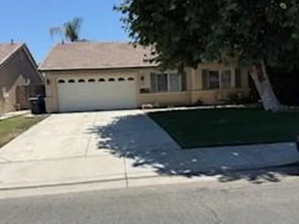 10011 Grand View Summit Dr, Bakersfield, CA 93311