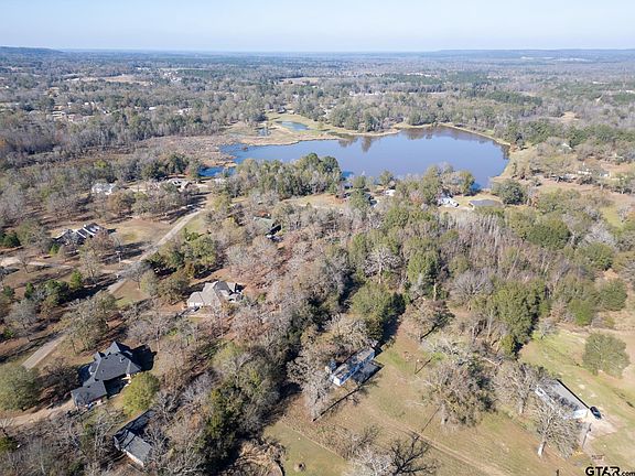 5th image of 235 Widgeon Rd