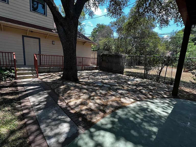 254 E Rosewood Ave #2 — Photo 22