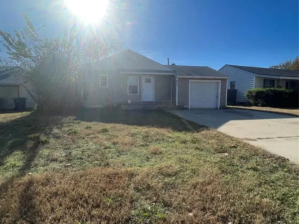 404 E Jarman Dr, Midwest City, OK 73110