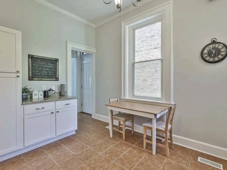 2281 Loth St — Photo 3
