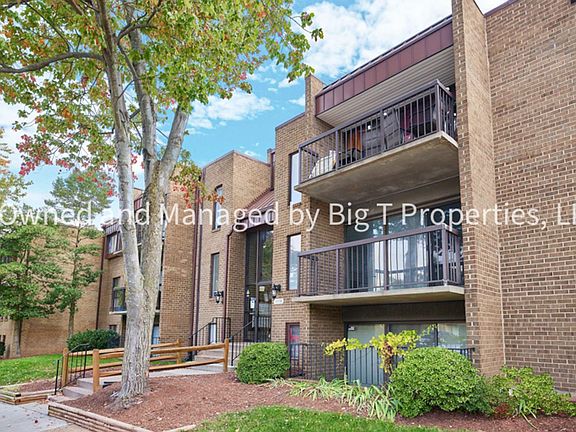 3rd image of 11053 Camfield Ct #8B-104