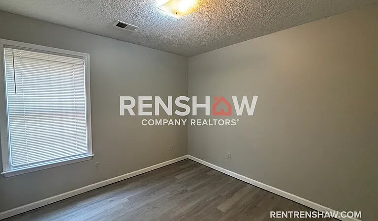4198 Meadow Valley Dr E — Photo 11