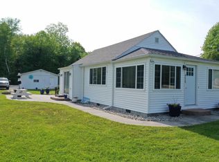 6625 Lakeshore Rd, Lakeport, MI 48059