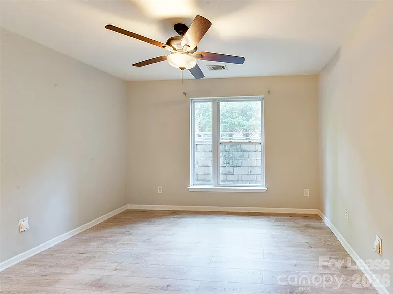 3729 Picasso Ct — Photo 22