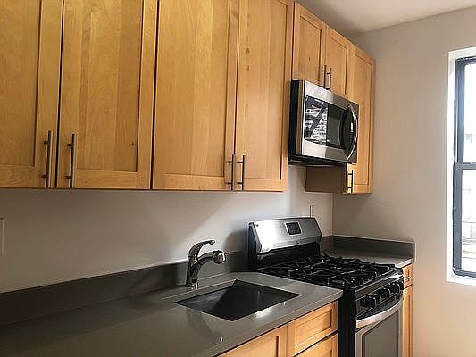 3rd image of 545 W 142nd St #35