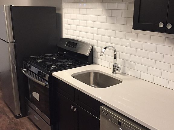 4th image of 4408 N Magnolia Ave APT 630