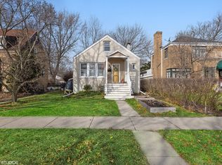 1618 Pitner Ave, Evanston, IL 60201