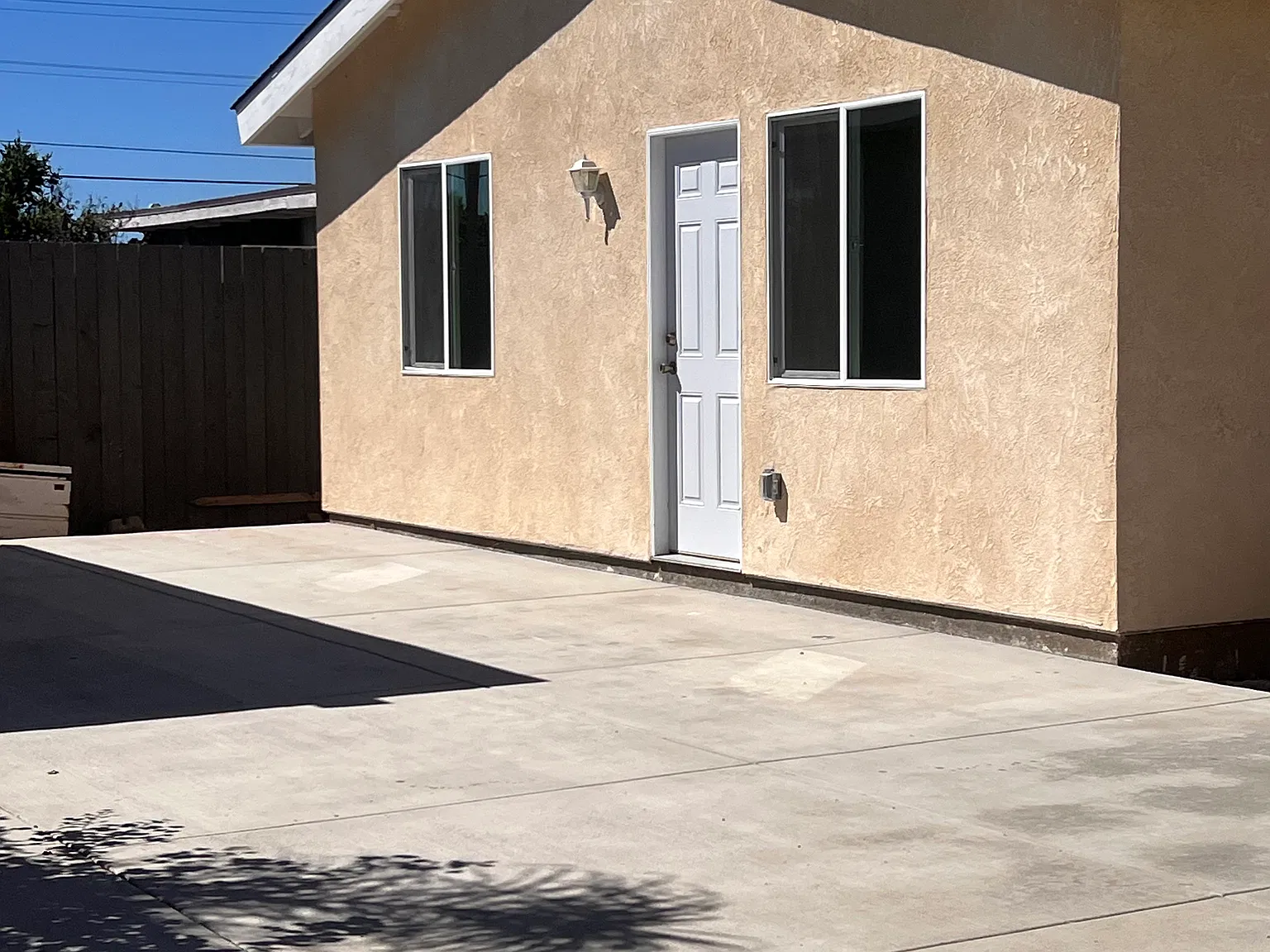 2 bed, 614 sqft, $2,500 — Photo 1