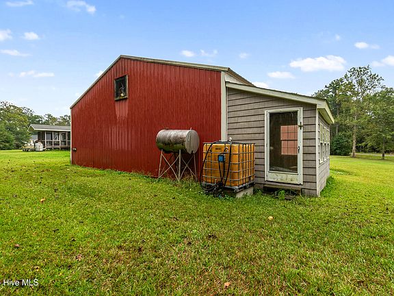 5th image of 266 Morse Drive