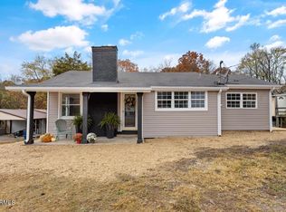 1651 Mountain Dr, Andersonville, TN 37705
