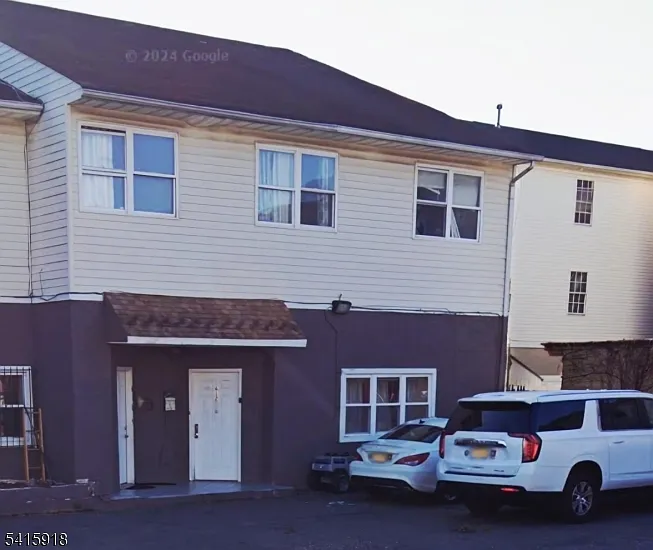 604 Livingston St #C4
