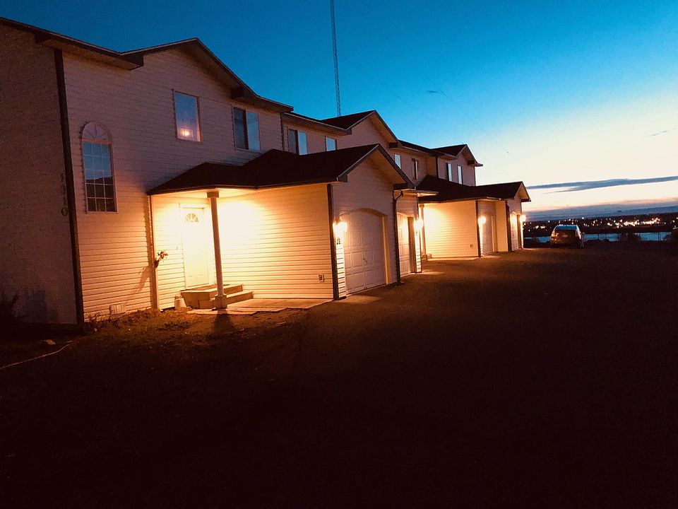 Exterior Night 1