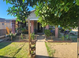 2033 Kenneth St, Modesto, CA 95351