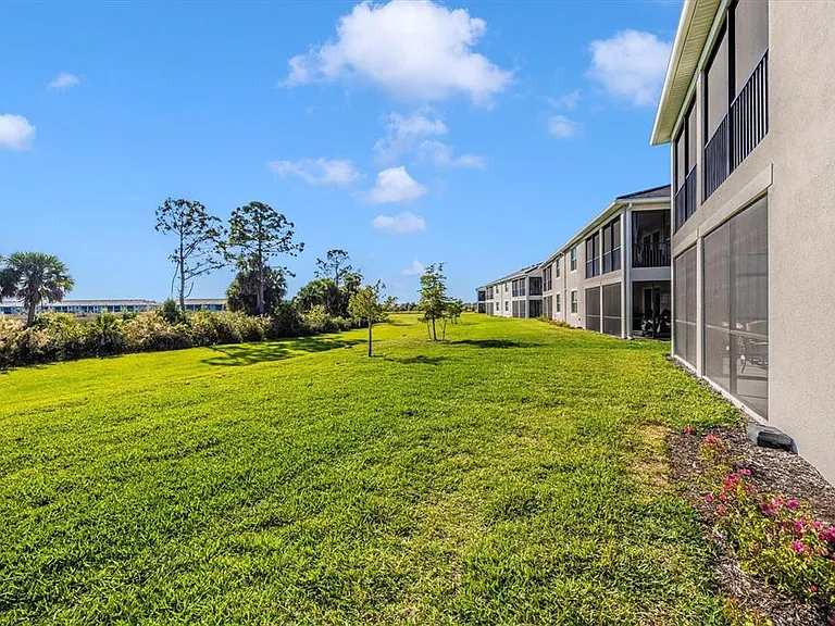 17700 Boracay Ct #102 — Photo 52