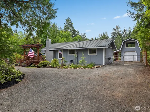 681 N Beacon Point Loop N, Lilliwaup, WA 98555