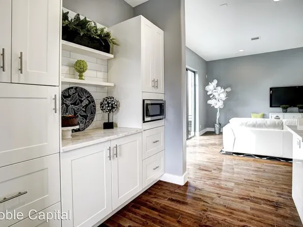 1914C Blodgett St, Houston, TX 77004