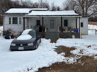 3847 Leeds Manor Rd, Markham, VA 22643