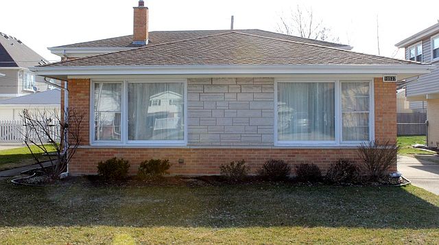 1st image of 10537 S Lavergne Ave