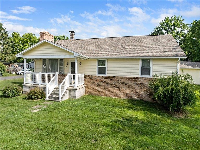 Listing photo 5