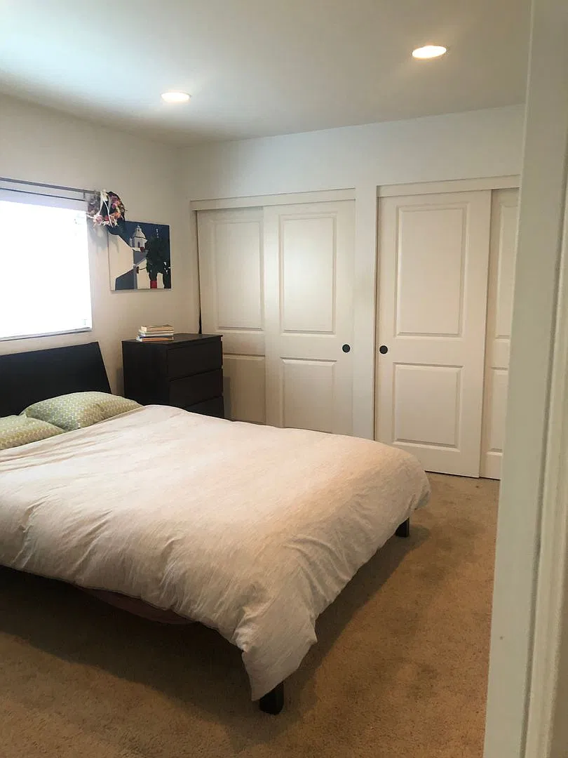Coming Soon | North Park One Bedroom With In-Unit Laundry And Parking — Photo 3
