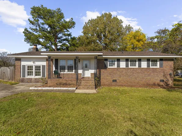 53 University Dr, Ladson, SC 29456