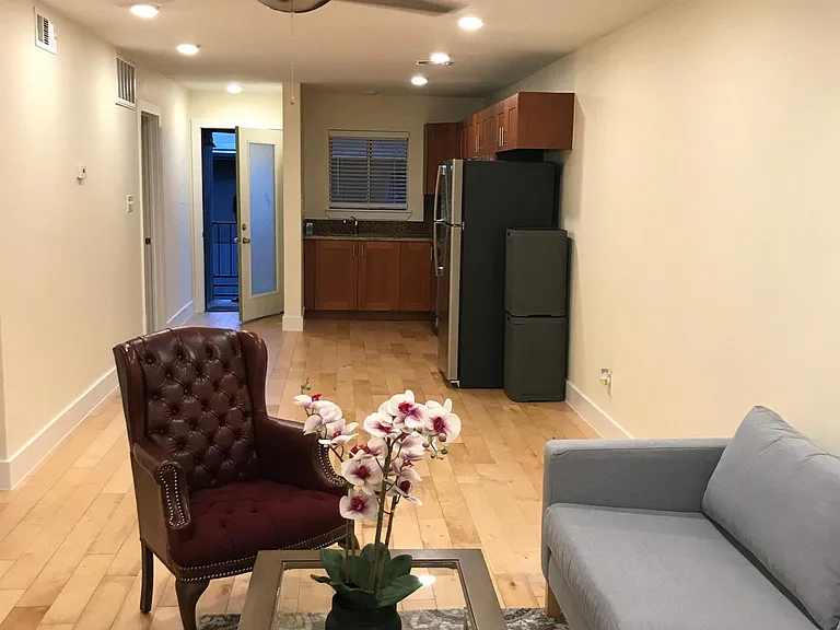 909 Reinli St #206 — Photo 3