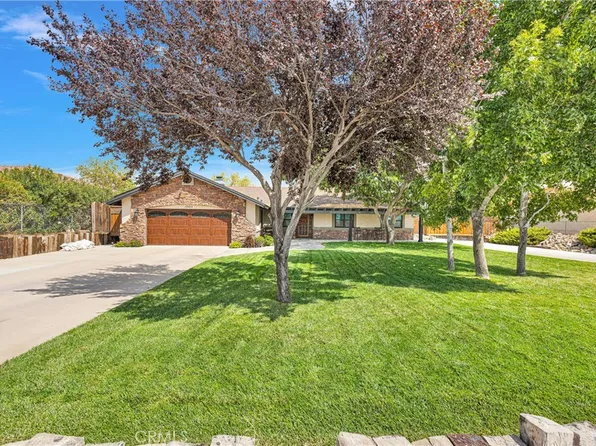 17404 Trinity Dr, Hesperia, CA 92345