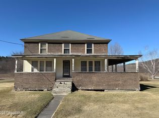 3-5 Farmers Inn Rd, Hoosick Falls, NY 12090