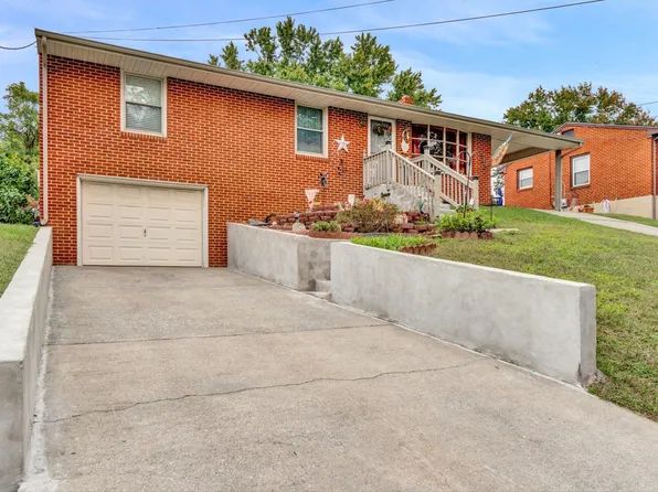 728 Pitt Ave, Vinton, VA 24179