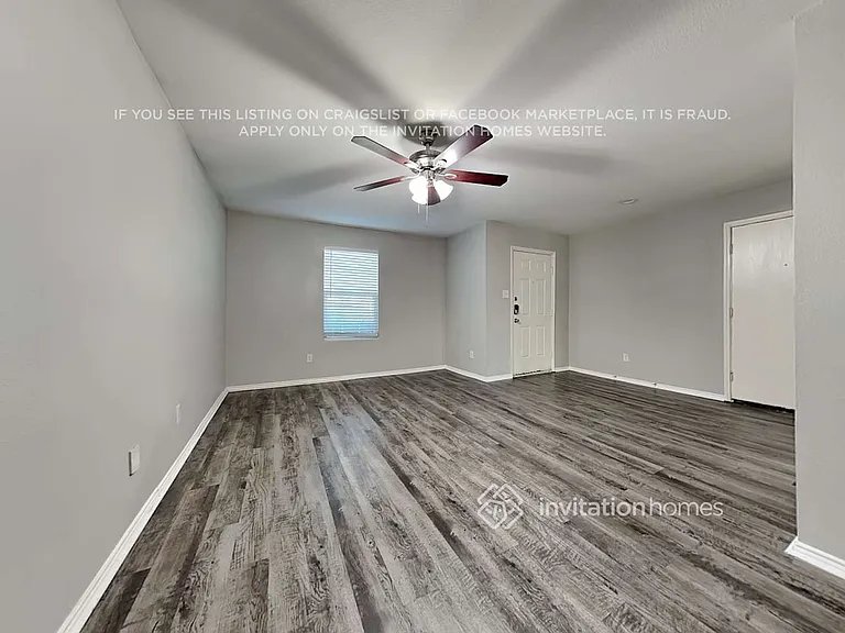 112 Abelia Dr — Photo 6