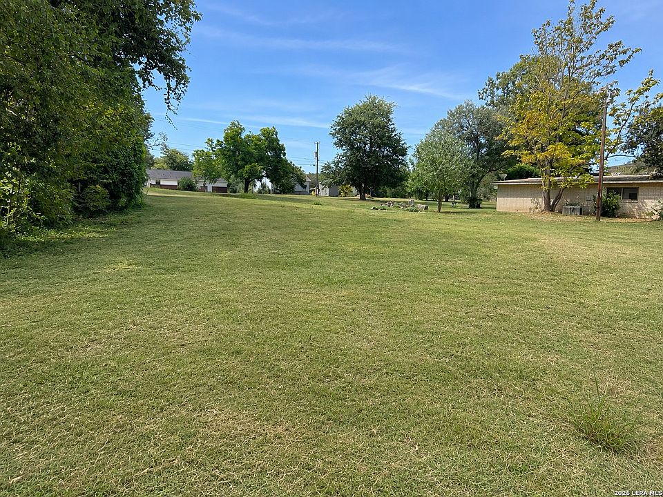 1st image of 105 Navasota LOT 23
