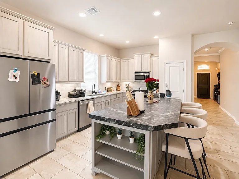 7015 Chackbay Ln — Photo 5
