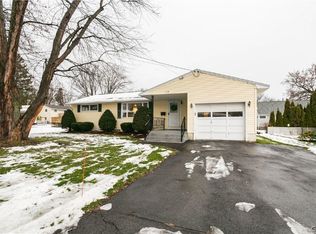 115 Exeter Ave, Liverpool, NY 13088