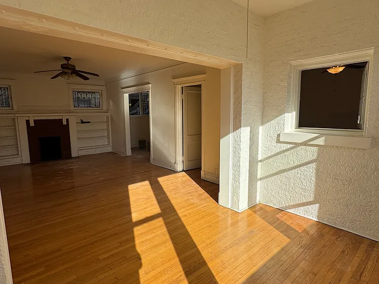 3623 N Pine Grove Ave #2W — Photo 2