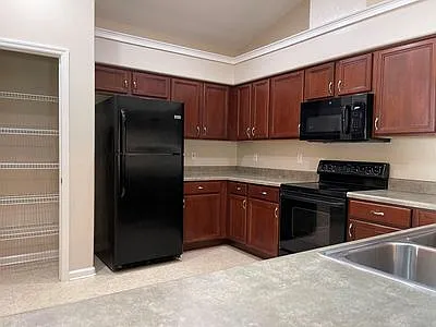 1112 Landings Loop — Photo 4