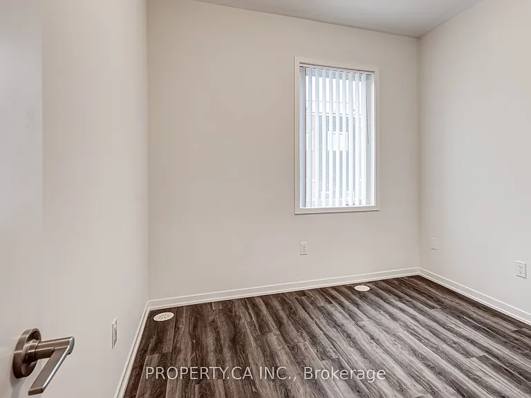 80 Honeycrisp Cres #Townhouse 377 — Photo 17